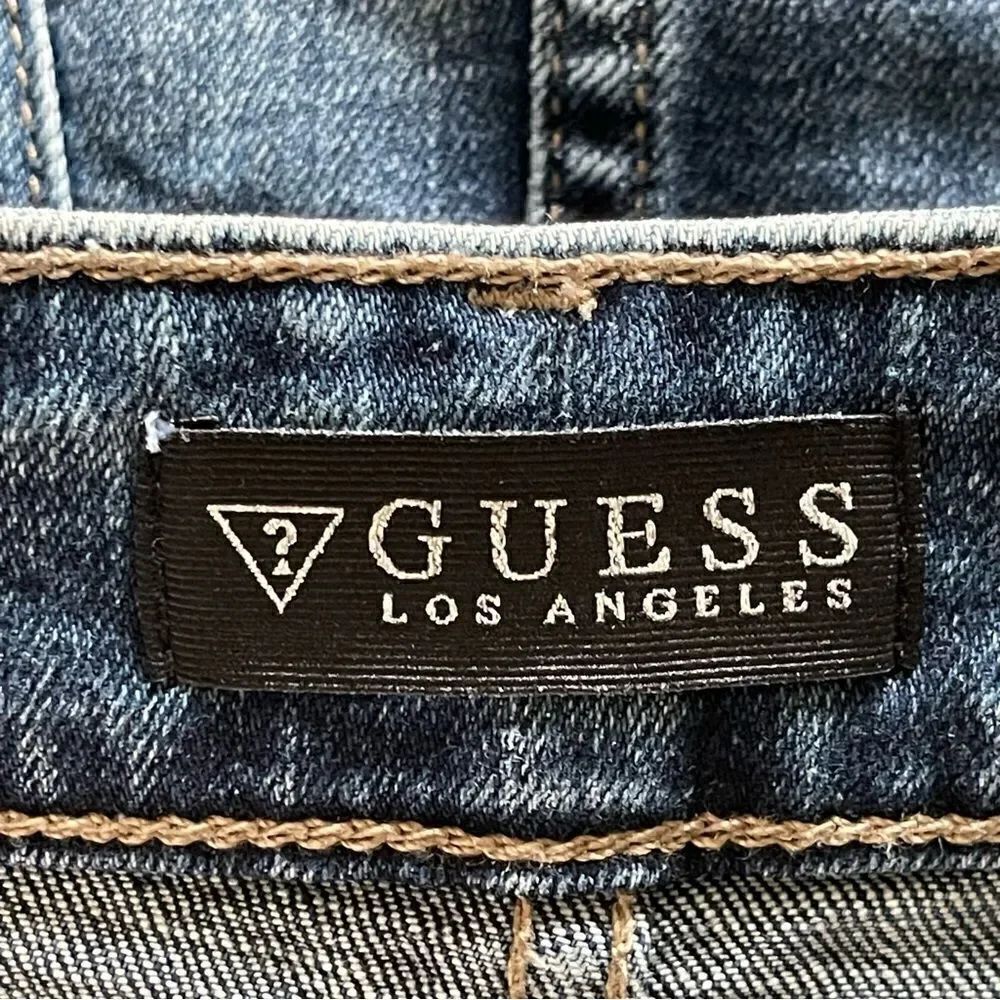Guess Denim Blue Embellished Distressed Jean Mini Skirt Size 29 - Picture 3 of 13